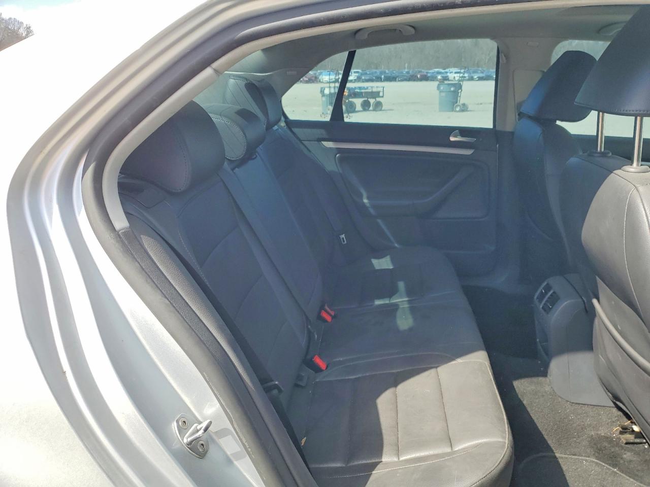 2009 VOLKSWAGEN JETTA SE photo 10