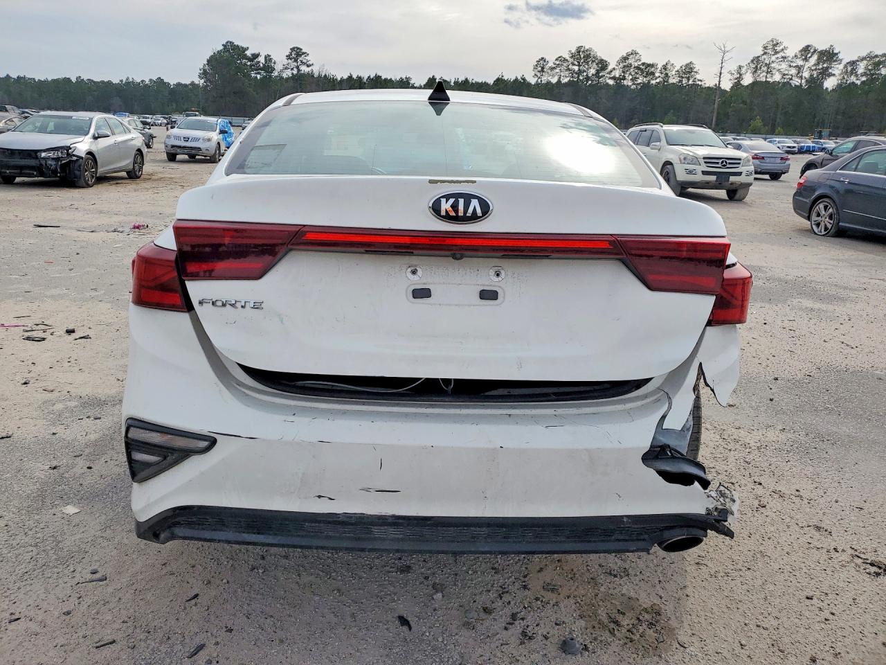 2020 KIA FORTE LXS photo 16