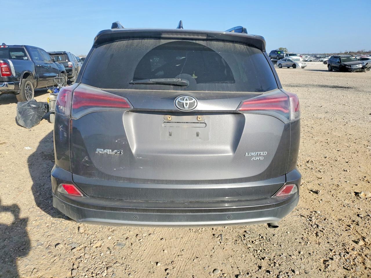 2017 TOYOTA RAV4 LIMITED photo 6