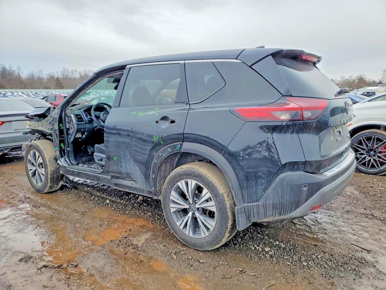 2023 NISSAN ROGUE SV photo 2