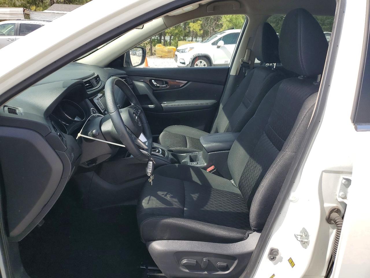 2019 NISSAN ROGUE SV photo 7