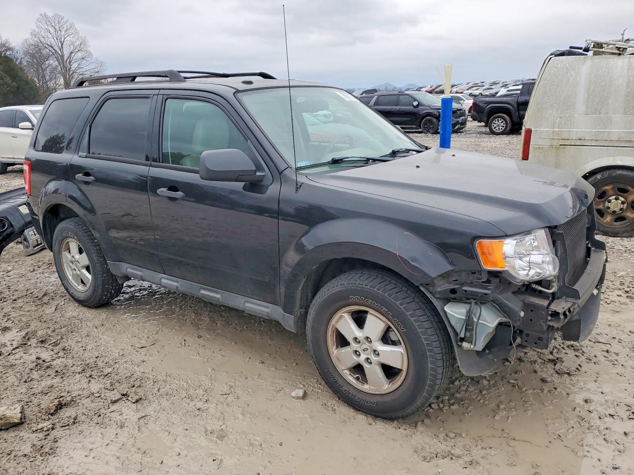 2012 FORD ESCAPE XLT photo 7