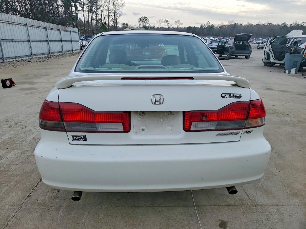 2002 HONDA ACCORD photo 6