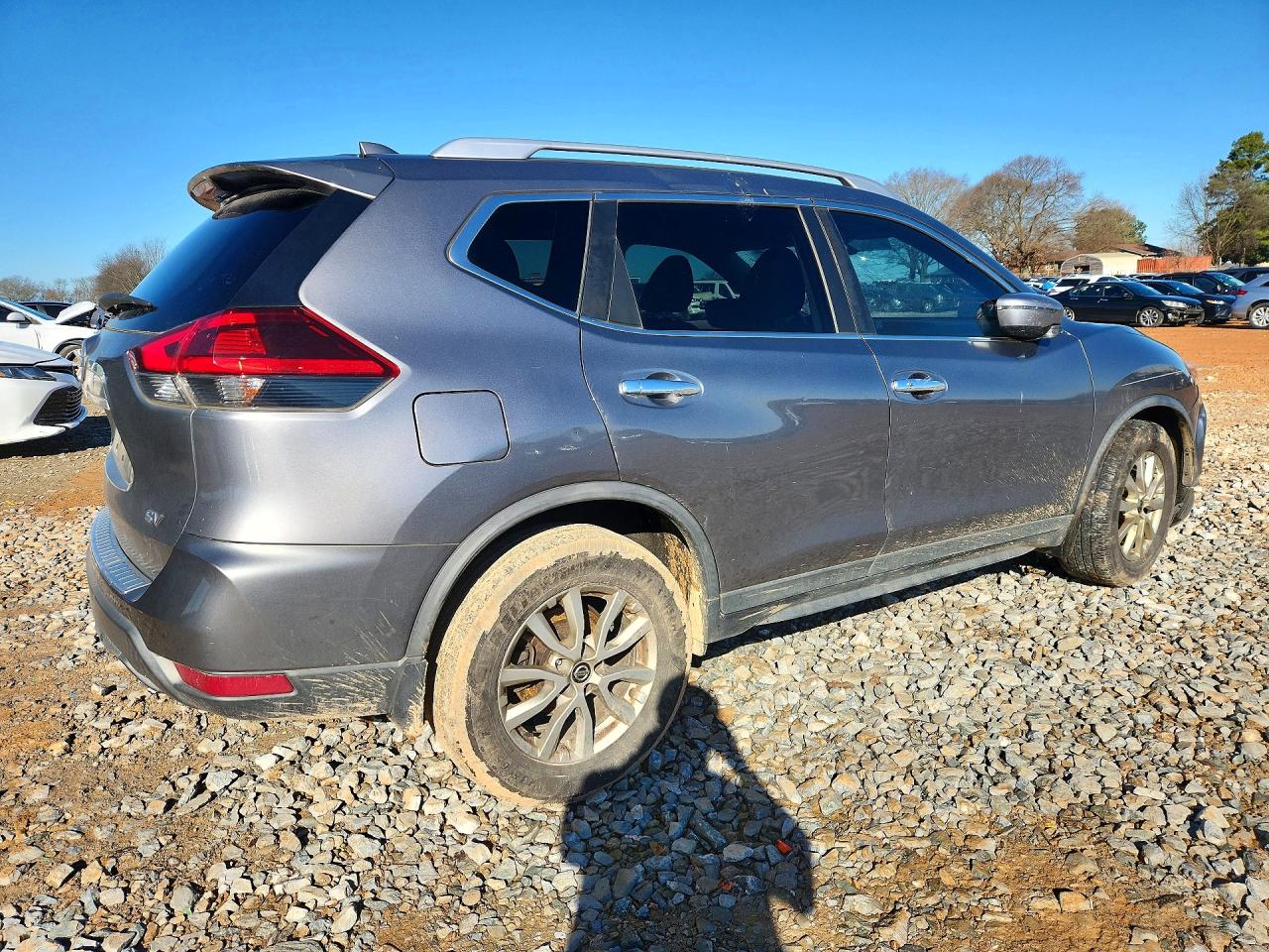 2018 NISSAN ROGUE SV photo 3