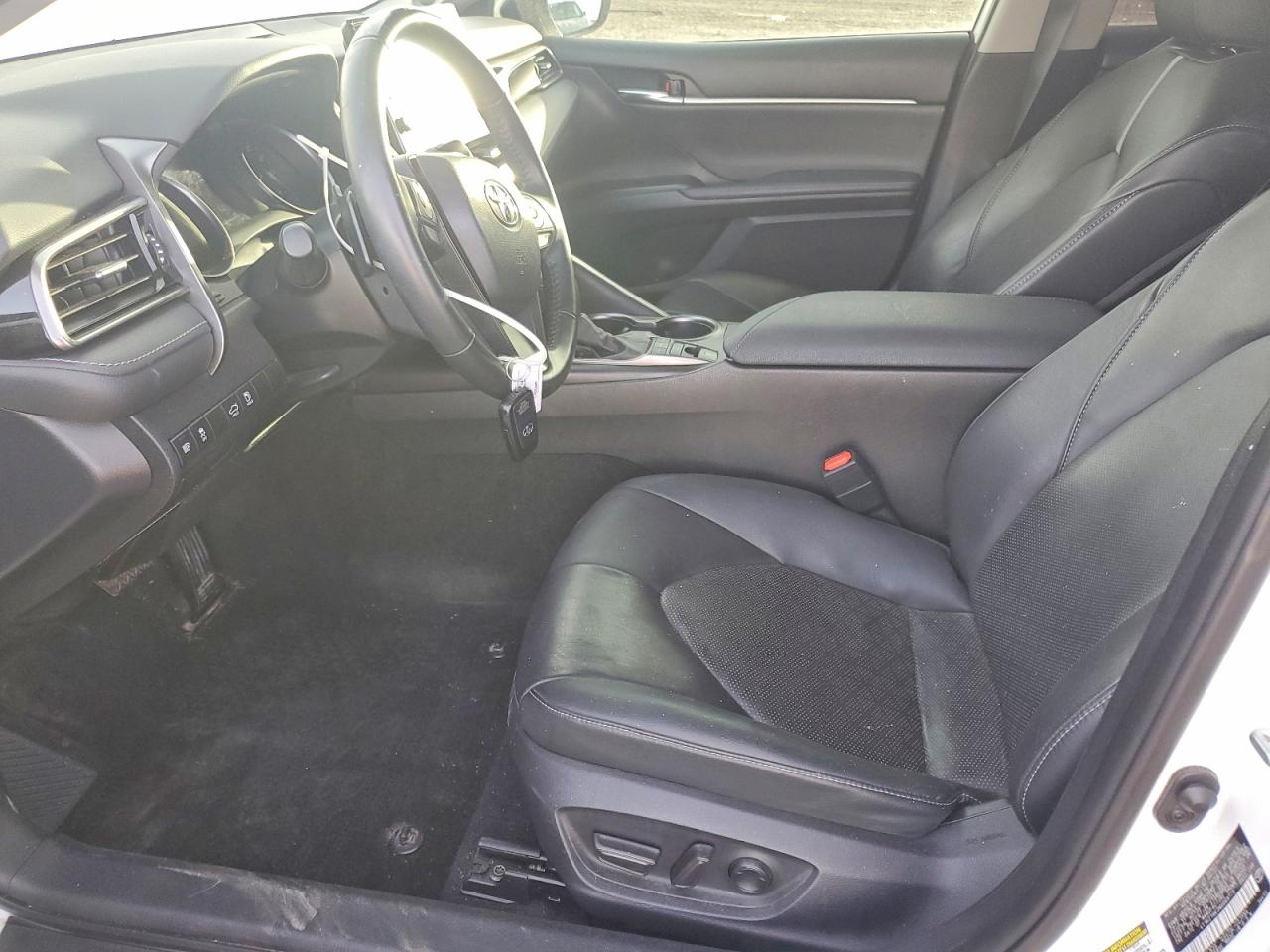 2022 TOYOTA CAMRY XSE V6 photo 13