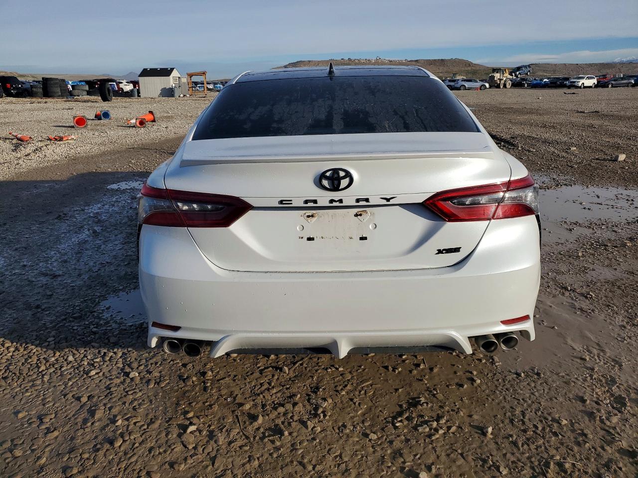 2022 TOYOTA CAMRY XSE V6 photo 11