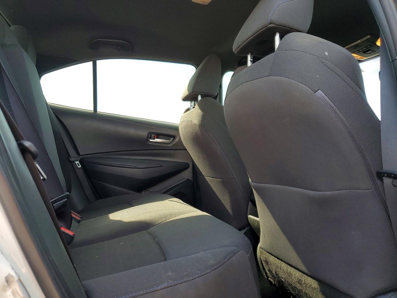 2020 TOYOTA COROLLA SE photo 19