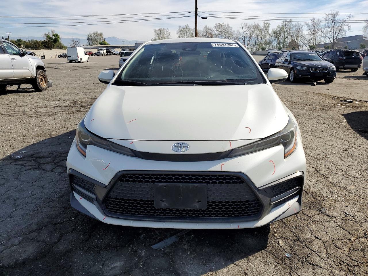 2020 TOYOTA COROLLA SE photo 9