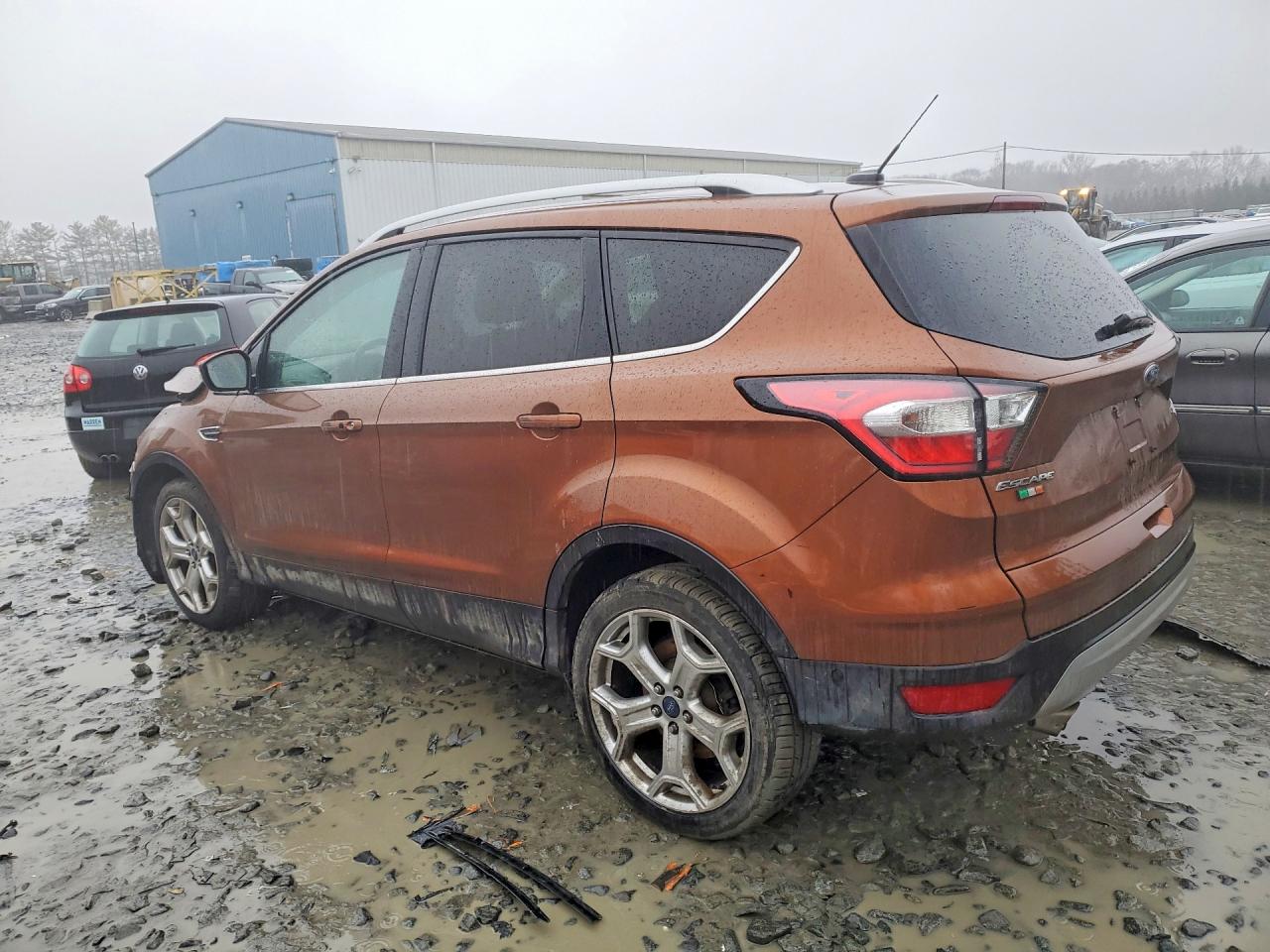 2017 FORD ESCAPE TITANIUM photo 4