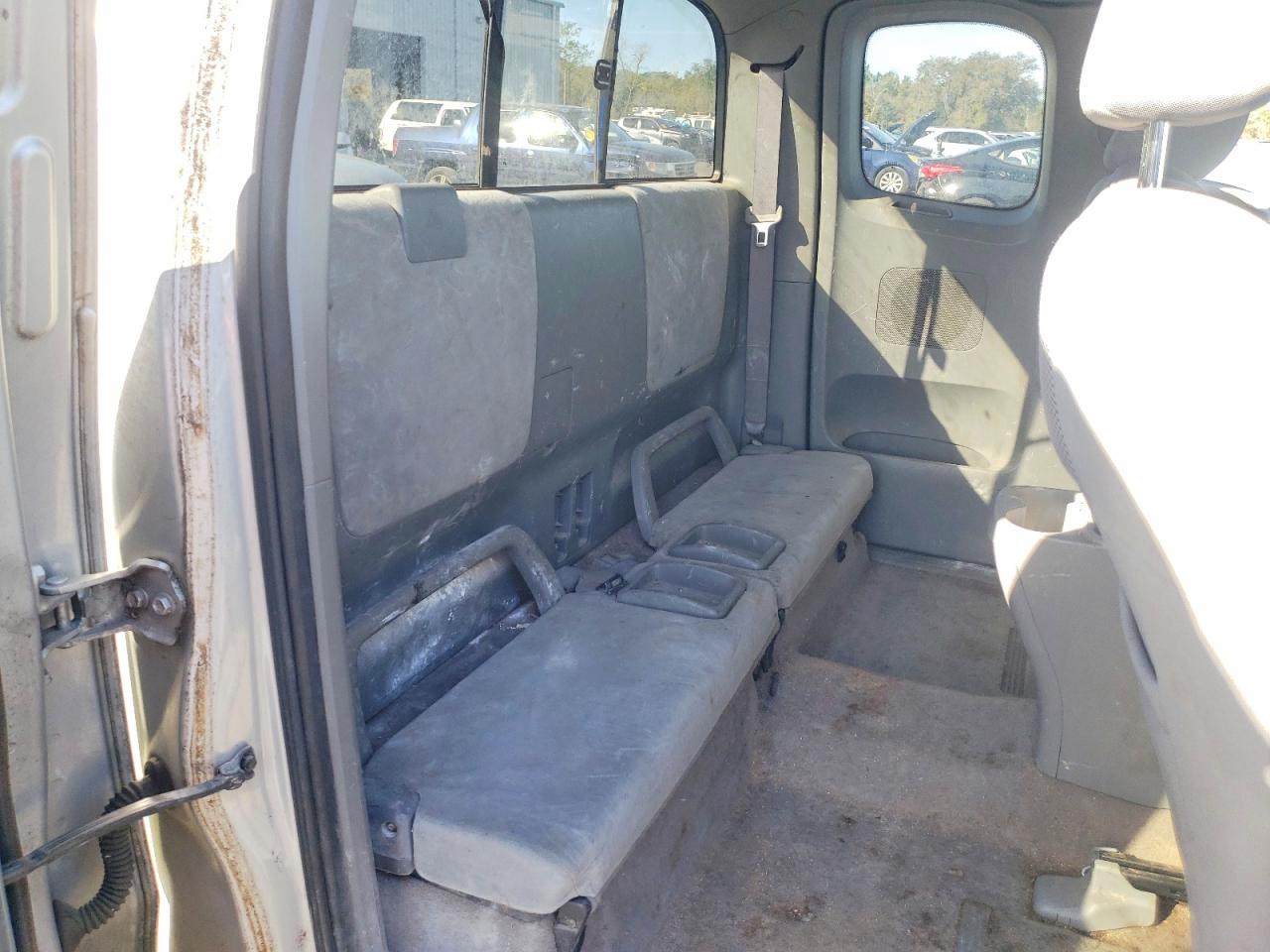 2005 TOYOTA TACOMA PRERUNNER V6 photo 10