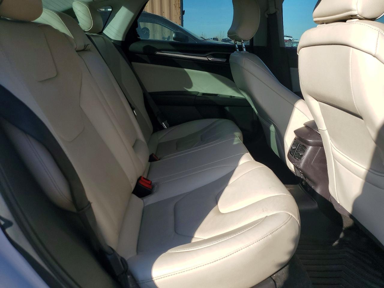 2016 FORD FUSION TITANIUM PHEV photo 10