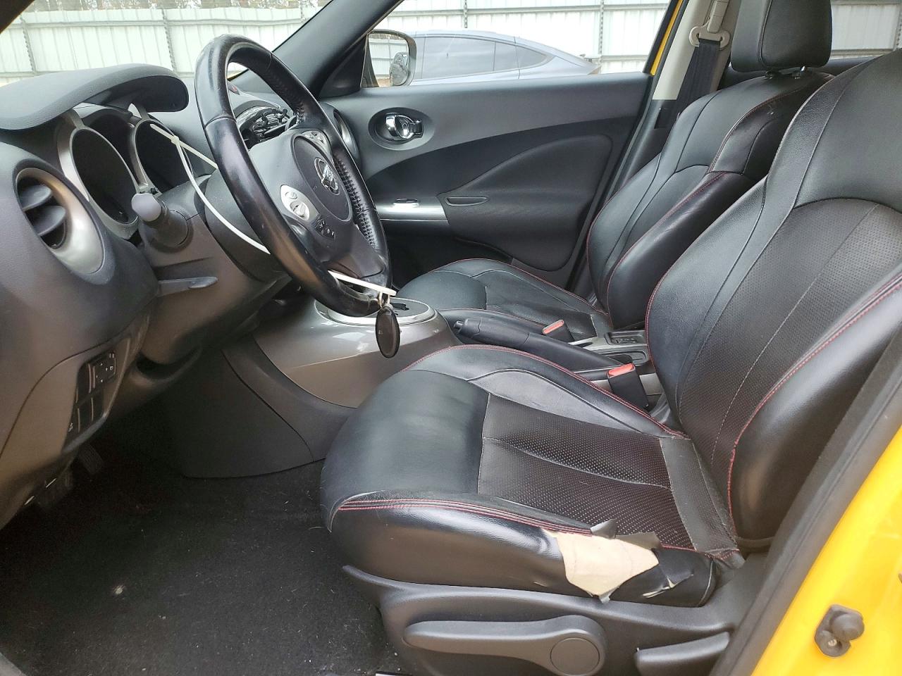 2015 NISSAN JUKE SL photo 13