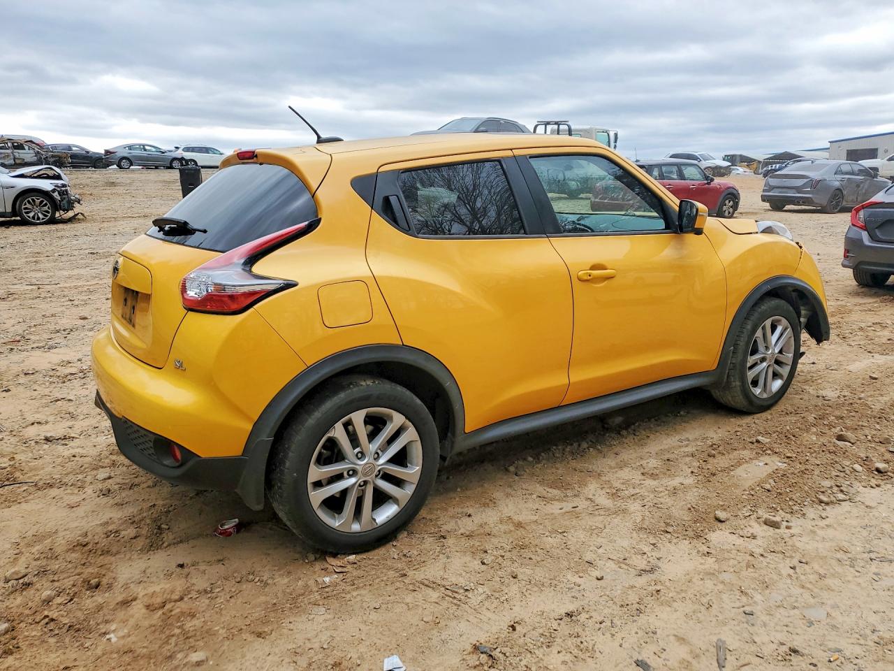 2015 NISSAN JUKE SL photo 5