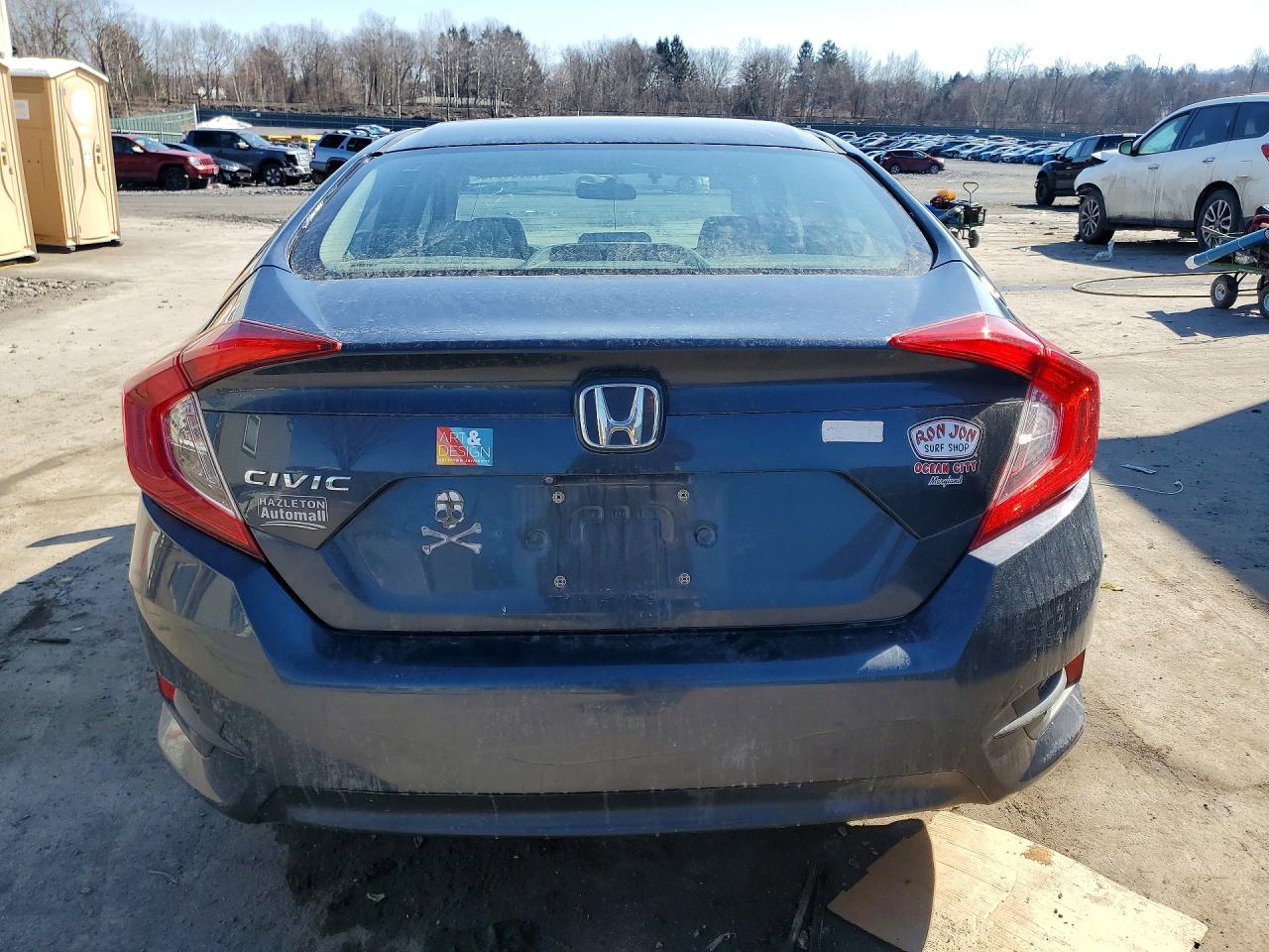 2017 HONDA CIVIC LX photo 11