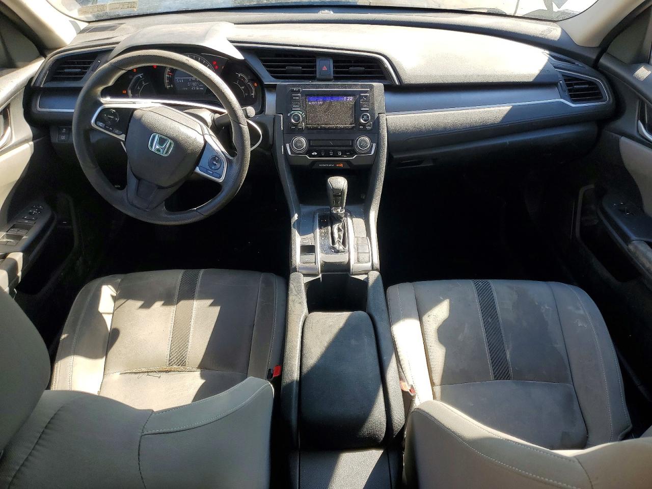 2017 HONDA CIVIC LX photo 15