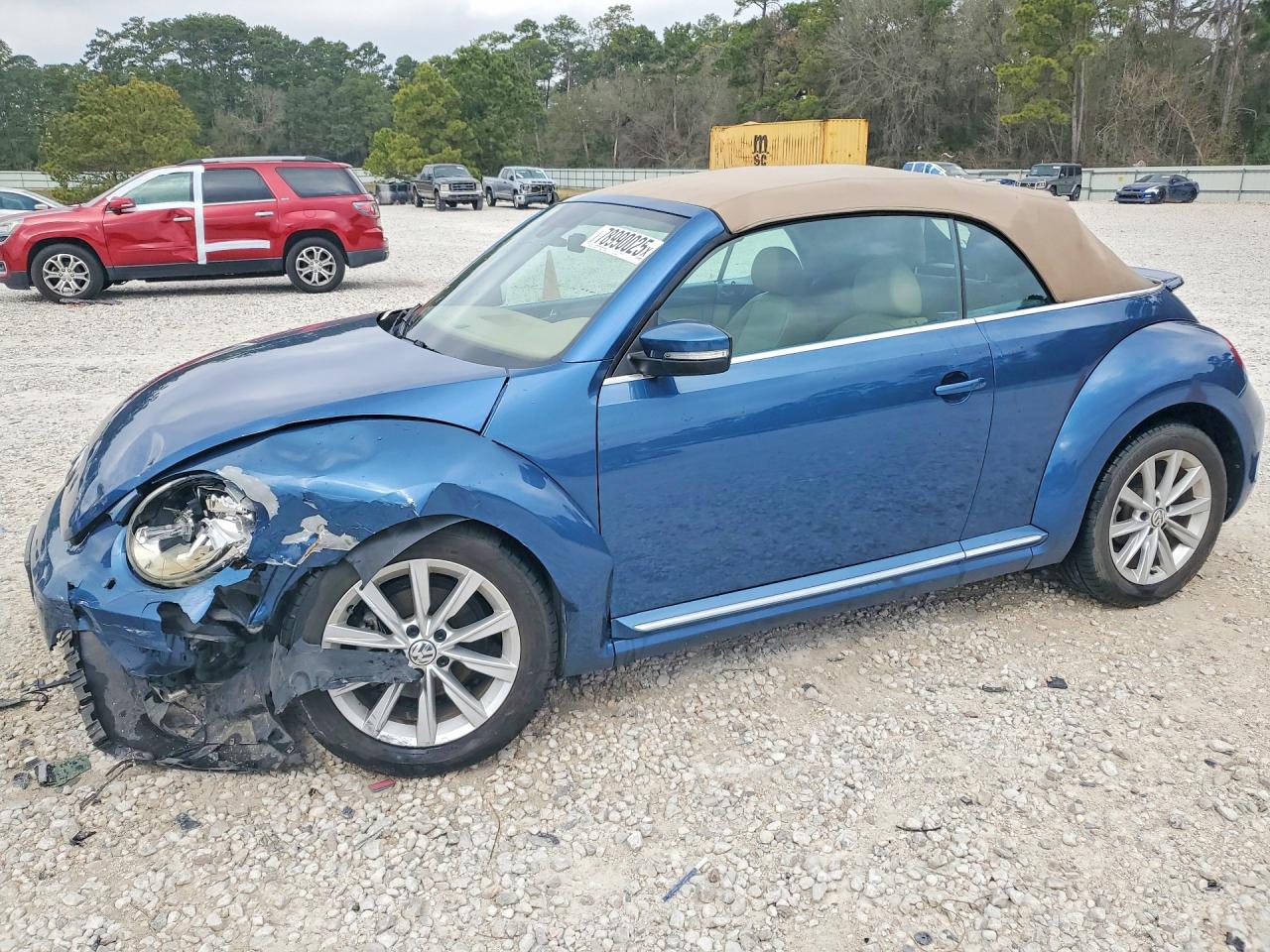 2018 VOLKSWAGEN BEETLE