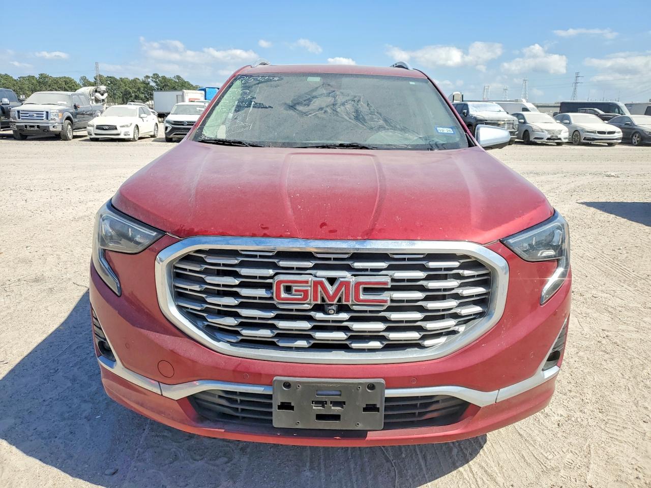 2019 GMC TERRAIN DENALI photo 9