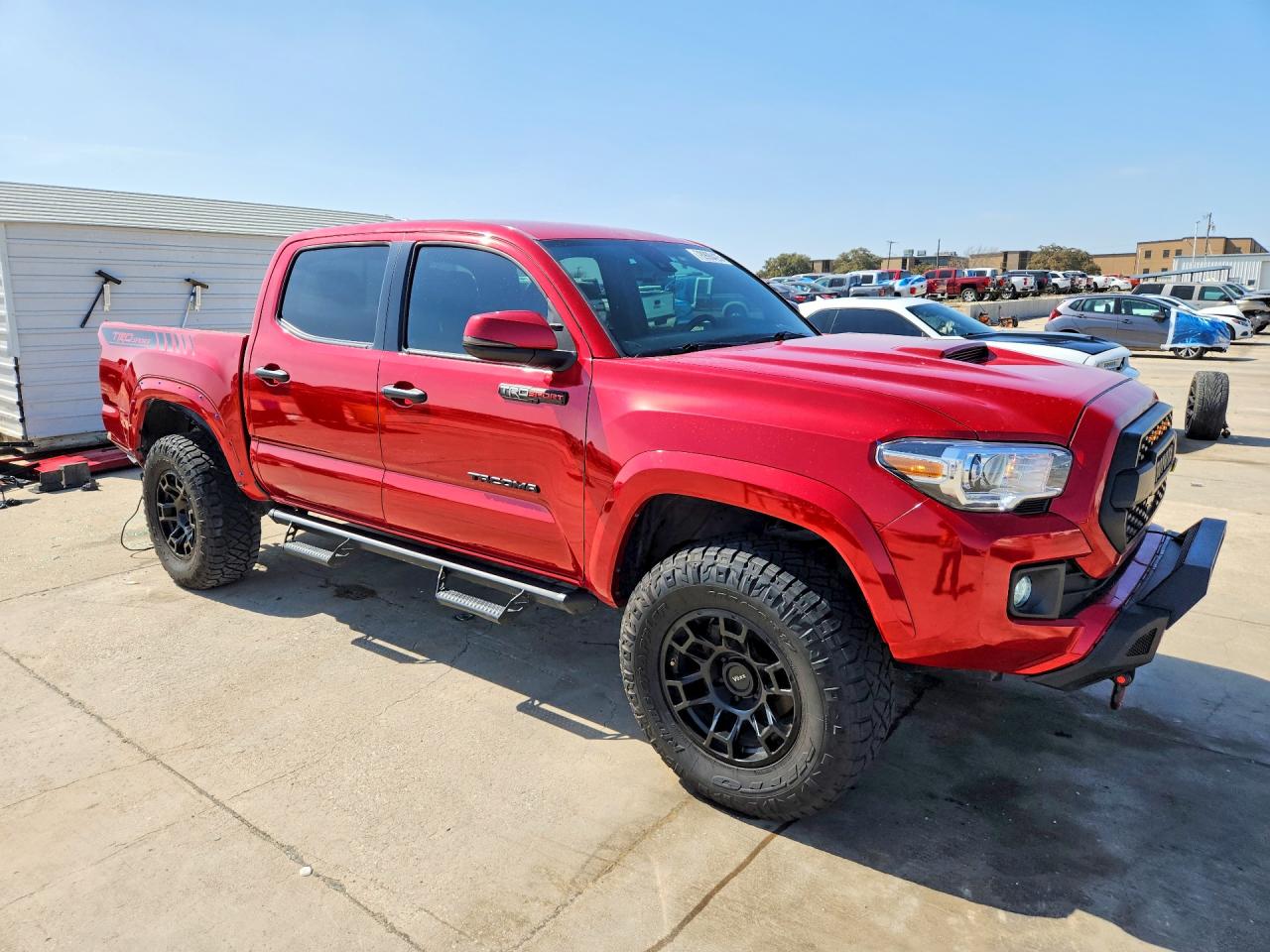 2019 TOYOTA TACOMA TRD SPORT photo 4