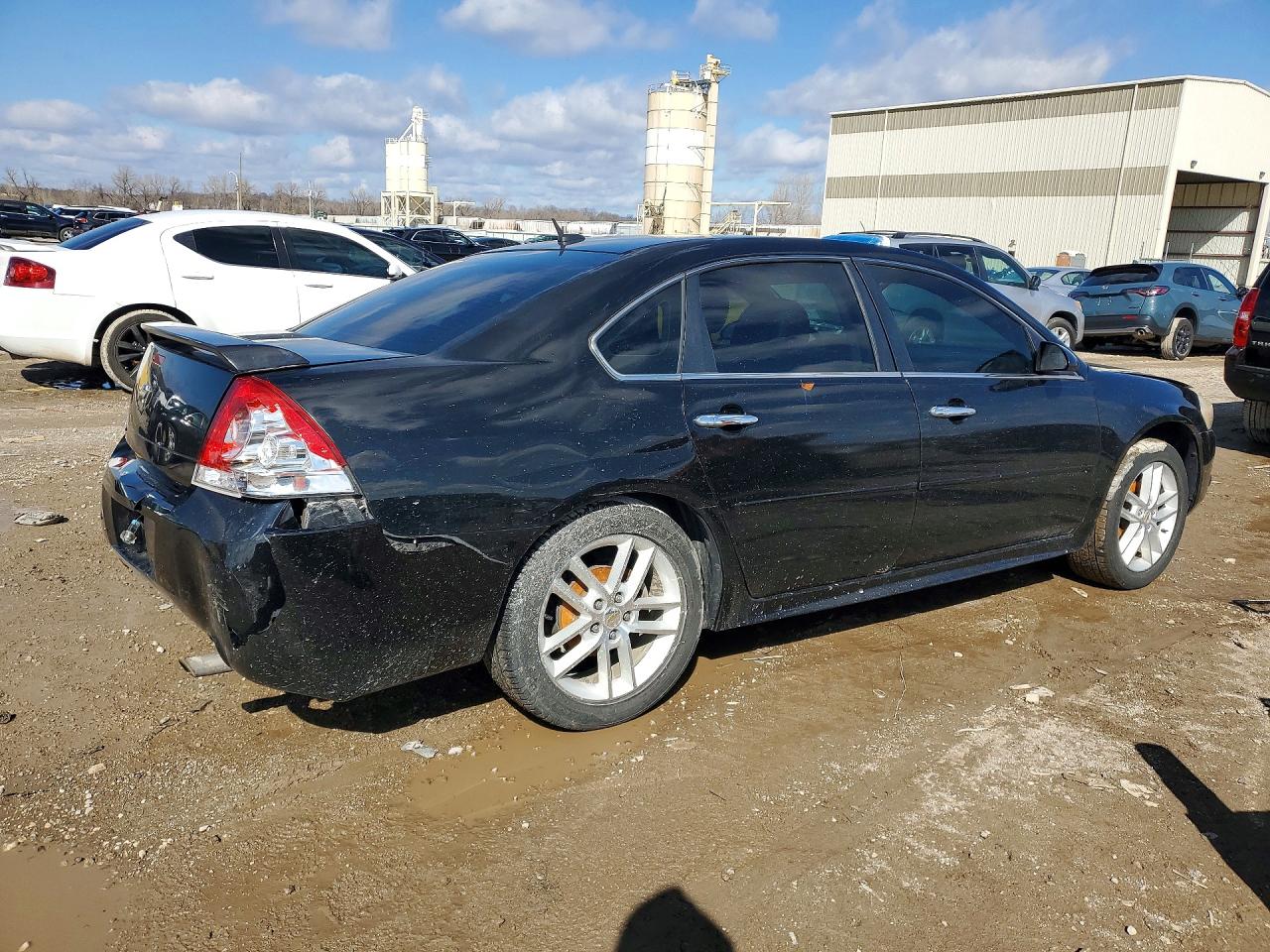 2012 CHEVROLET IMPALA LTZ photo 3
