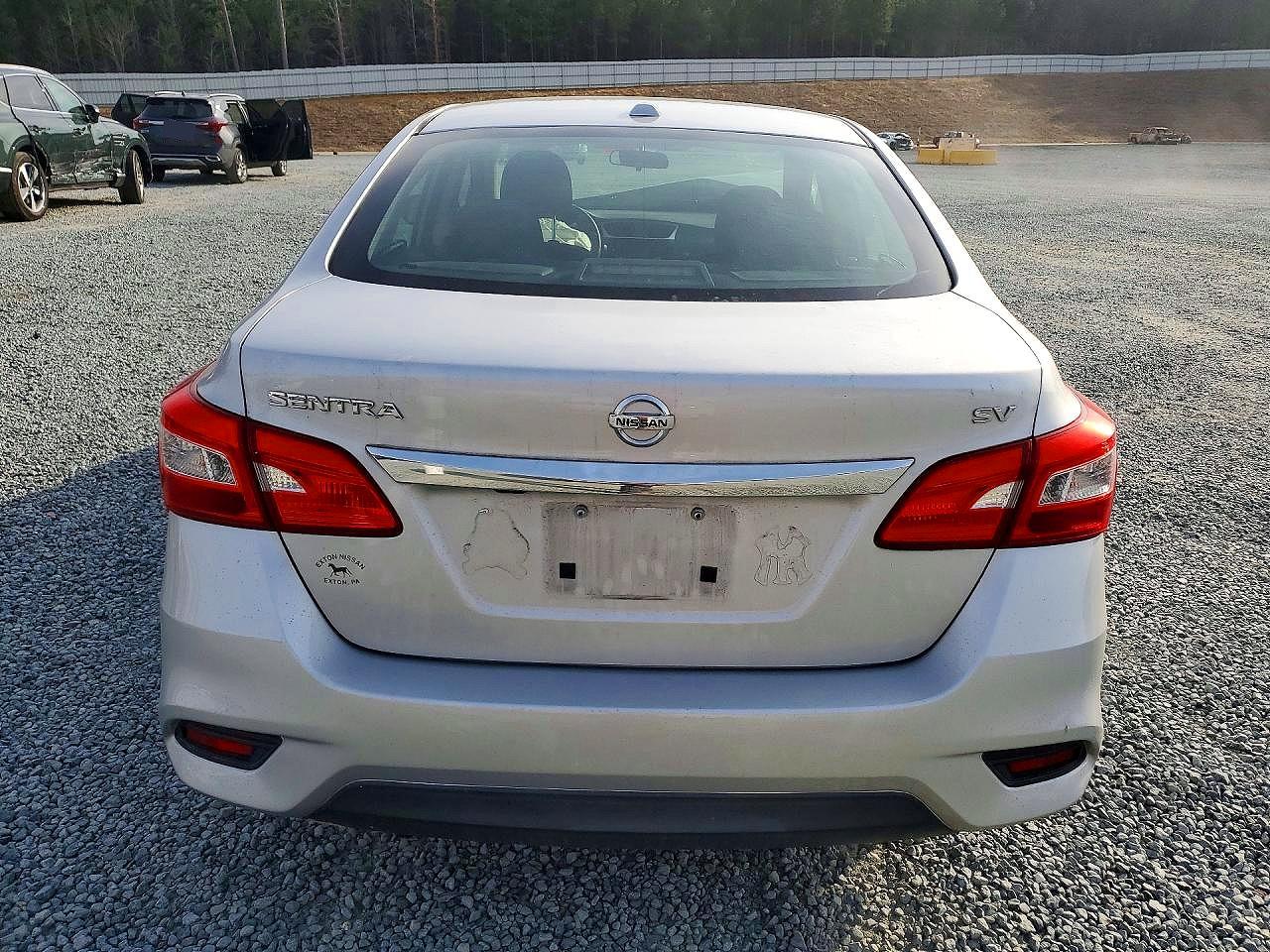 2017 NISSAN SENTRA SV photo 6