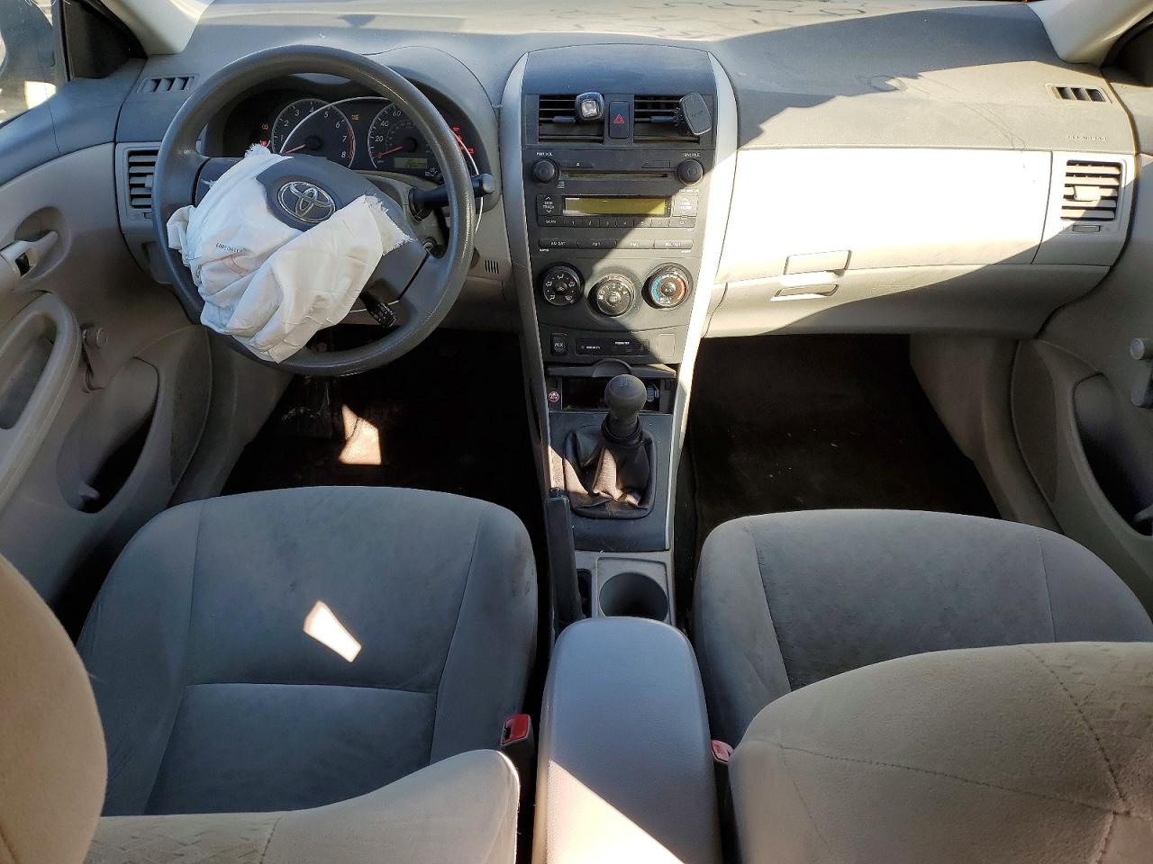 2009 TOYOTA COROLLA BASE photo 8