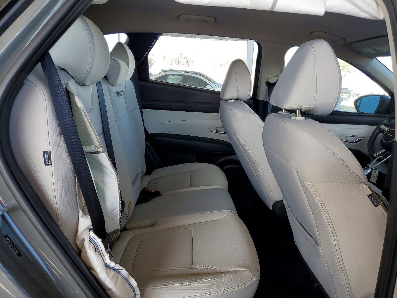 2026 HYUNDAI TUCSON SE photo 31