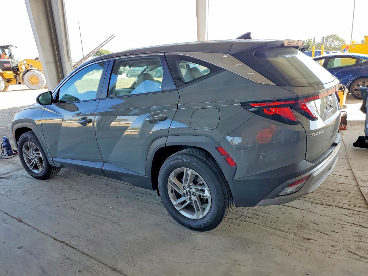 2026 HYUNDAI TUCSON SE photo 4