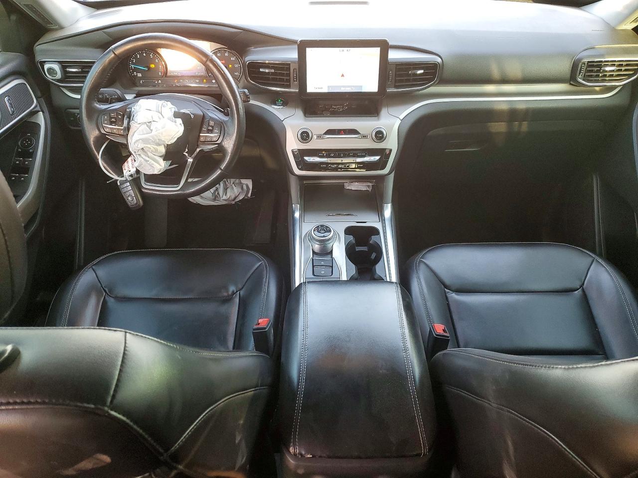 2021 FORD EXPLORER XLT photo 15