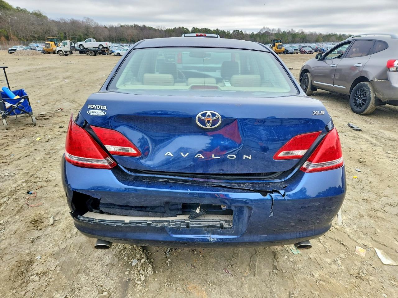 2006 TOYOTA AVALON XLS photo 6