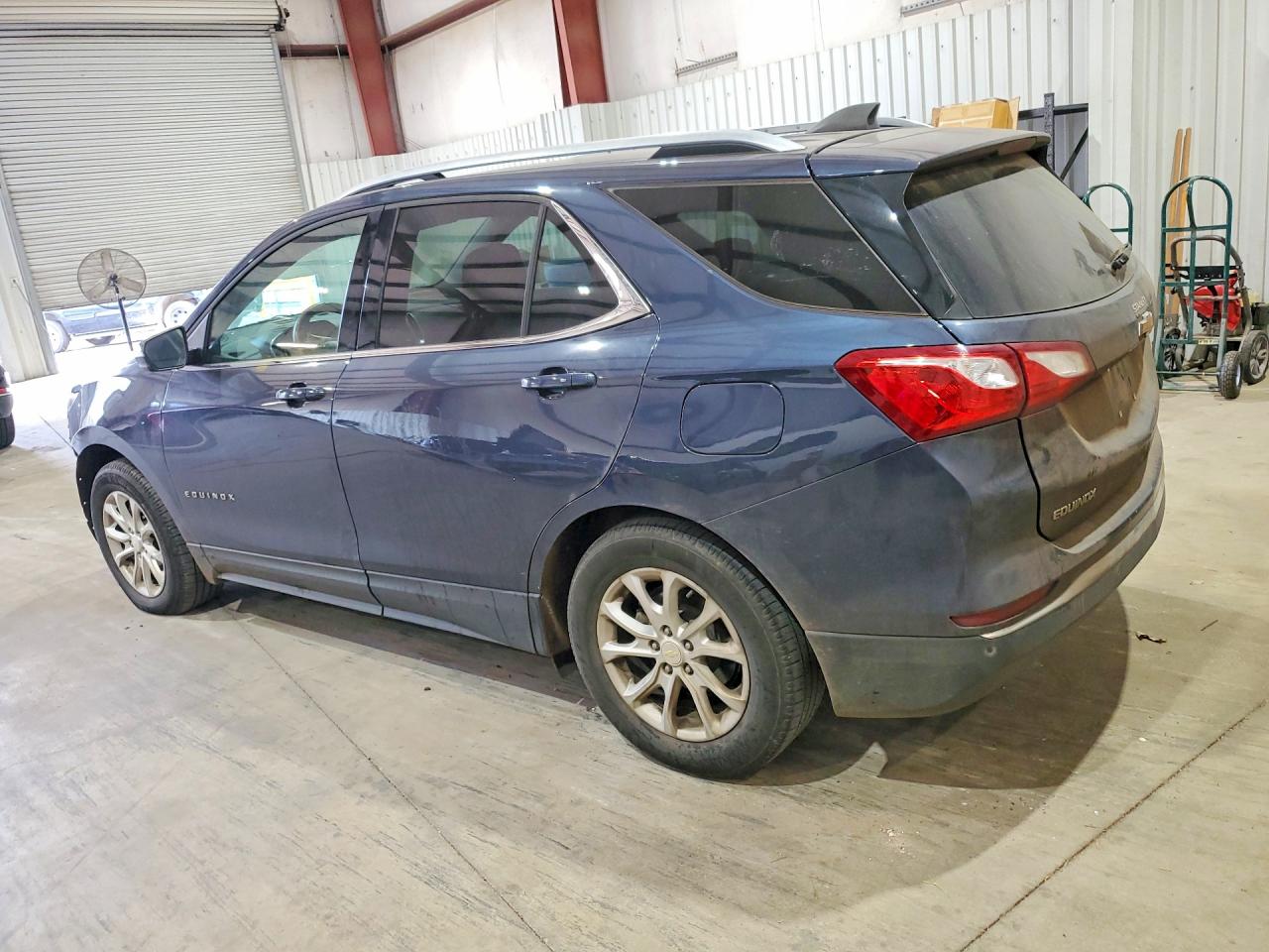 2019 CHEVROLET EQUINOX LT photo 3