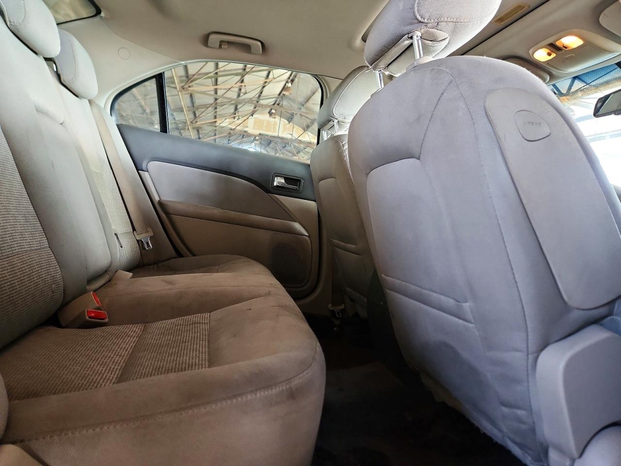 2010 FORD FUSION SE photo 19