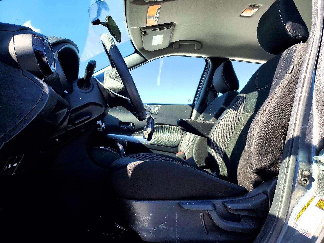 2019 NISSAN KICKS S photo 13