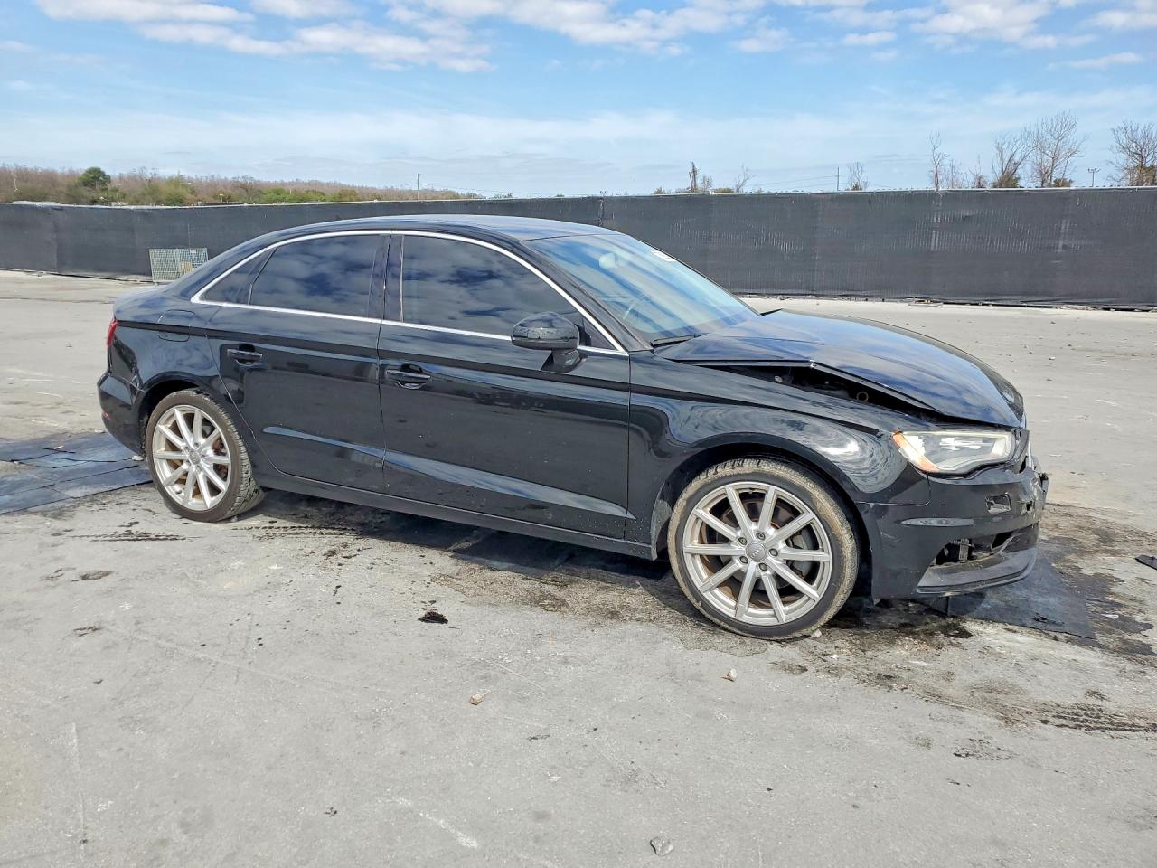 2015 AUDI A3 PREMIUM PLUS photo 4