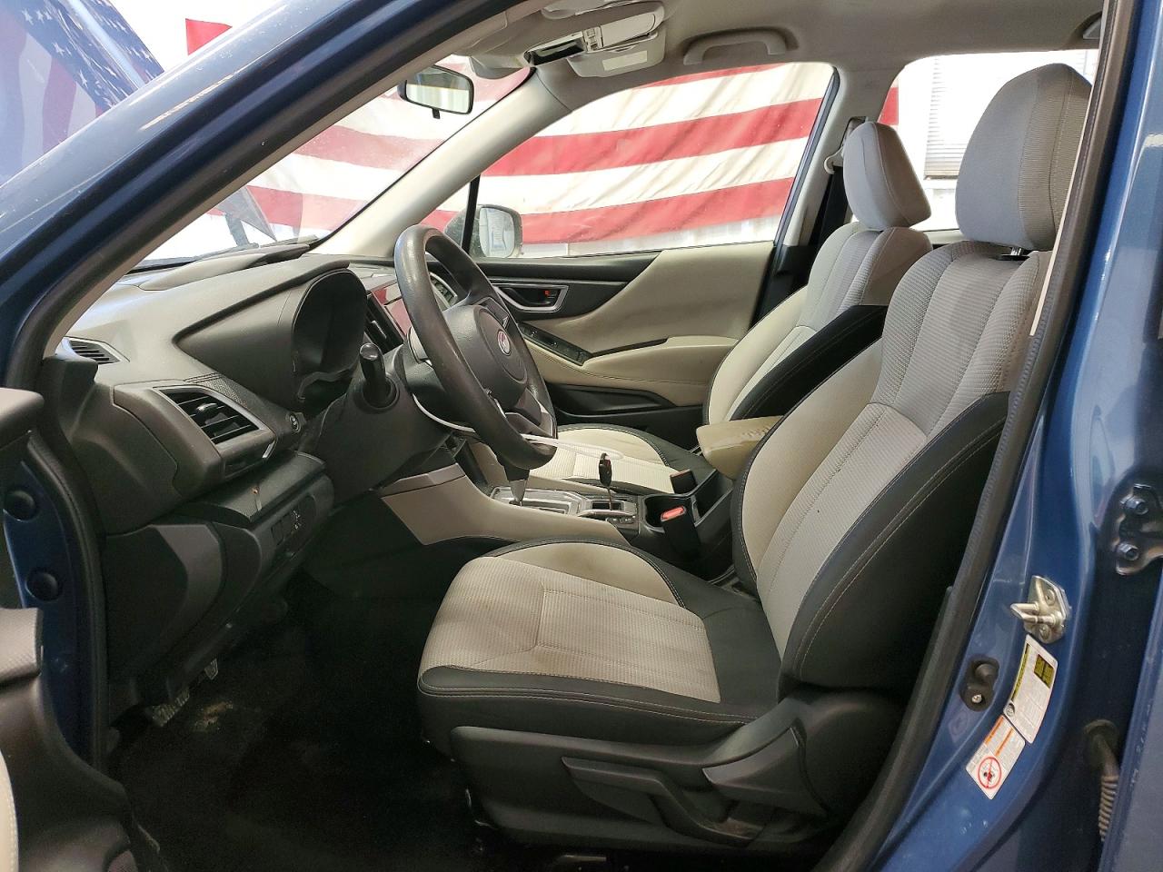 2019 SUBARU FORESTER photo 13
