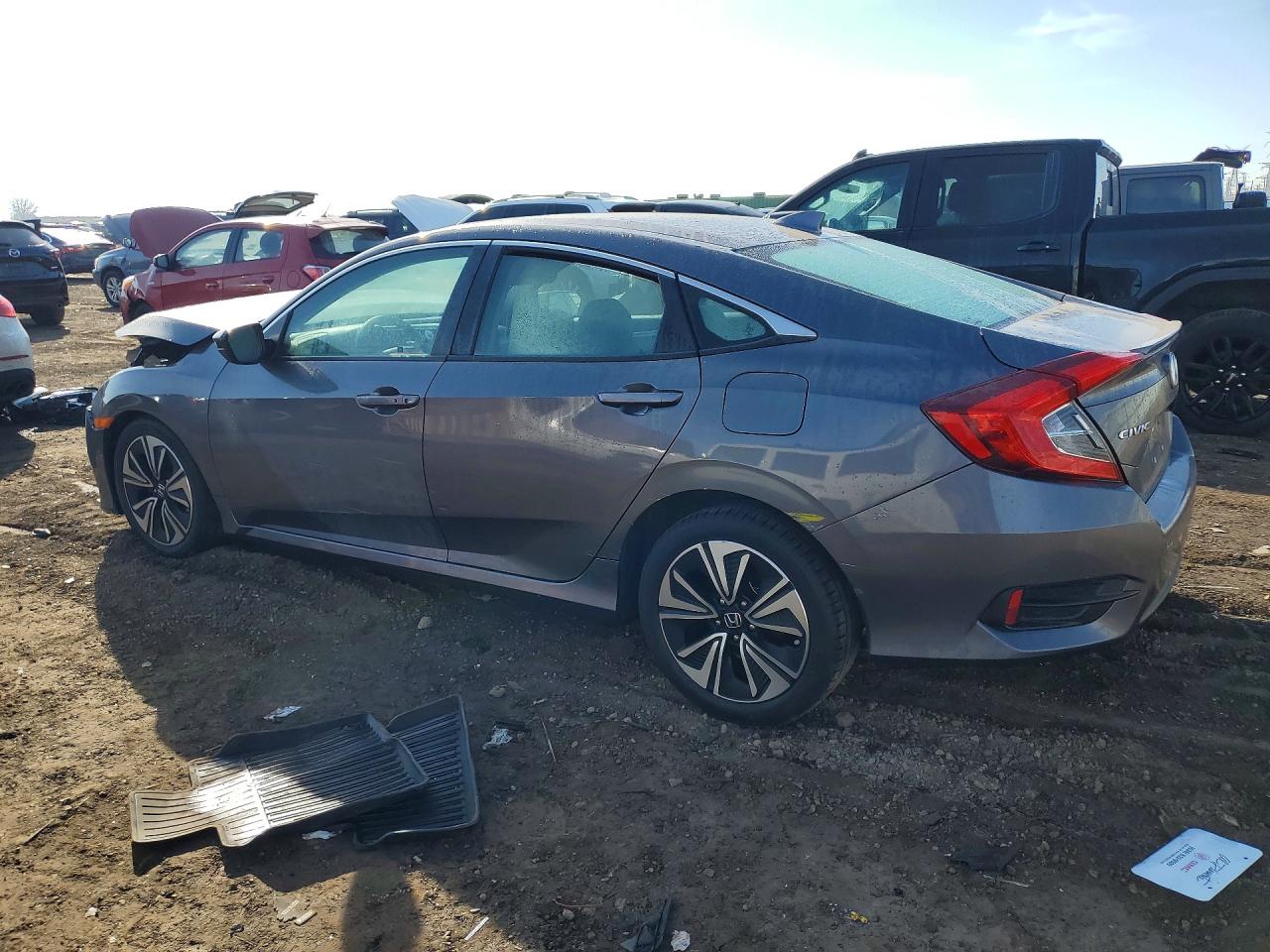 2017 HONDA CIVIC EX photo 2