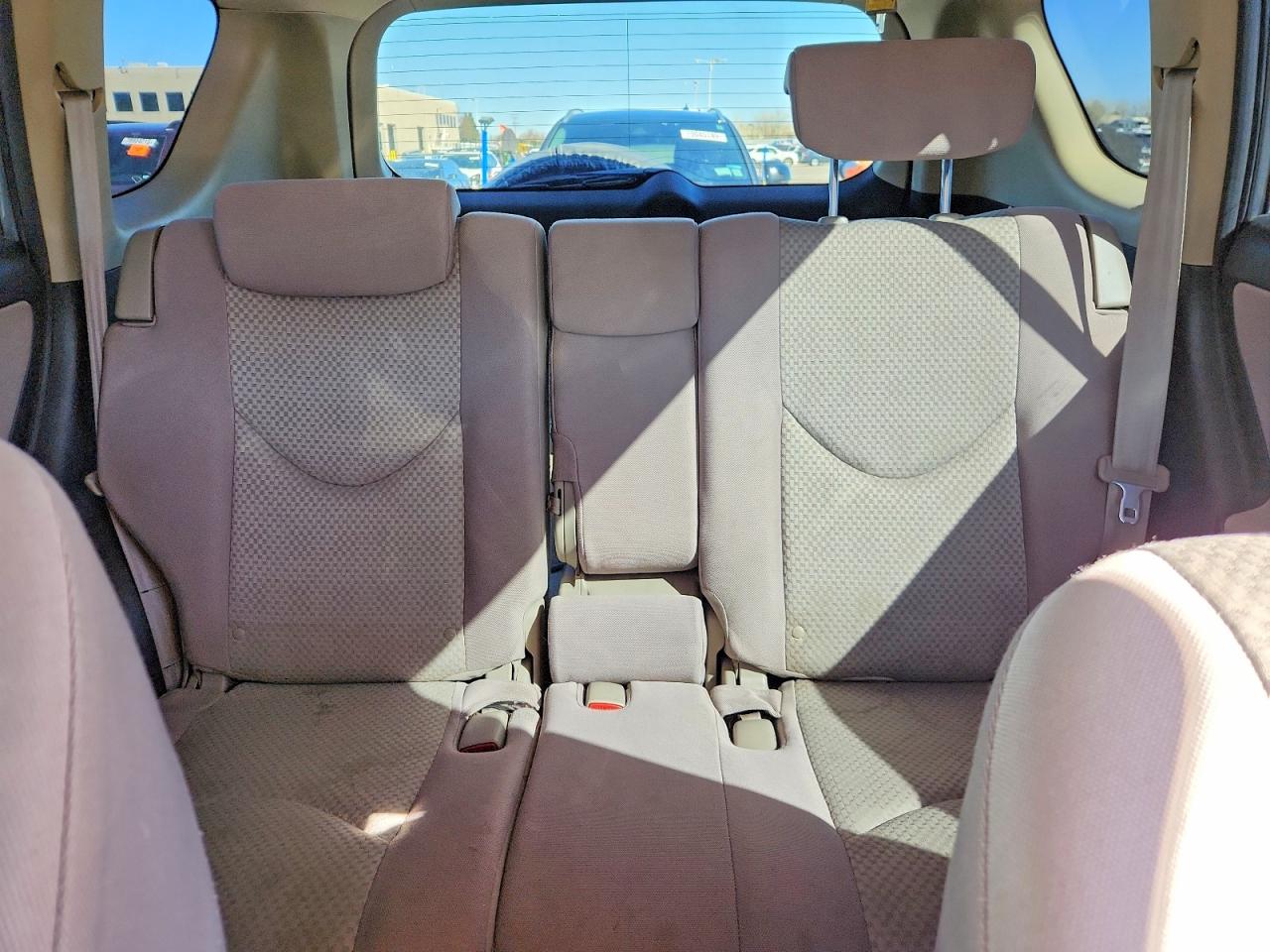 2006 TOYOTA RAV4 BASE photo 10