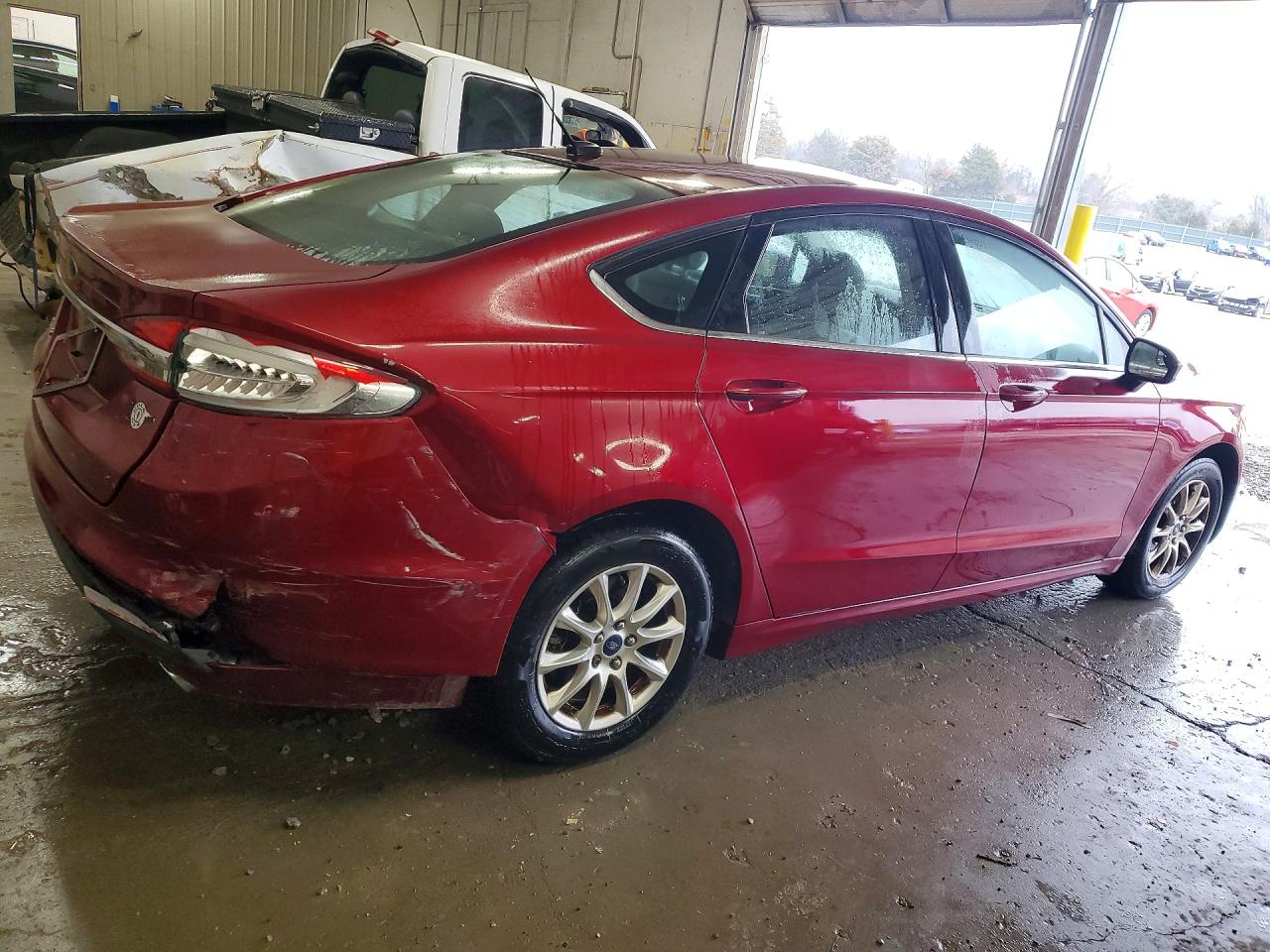 2017 FORD FUSION S photo 5