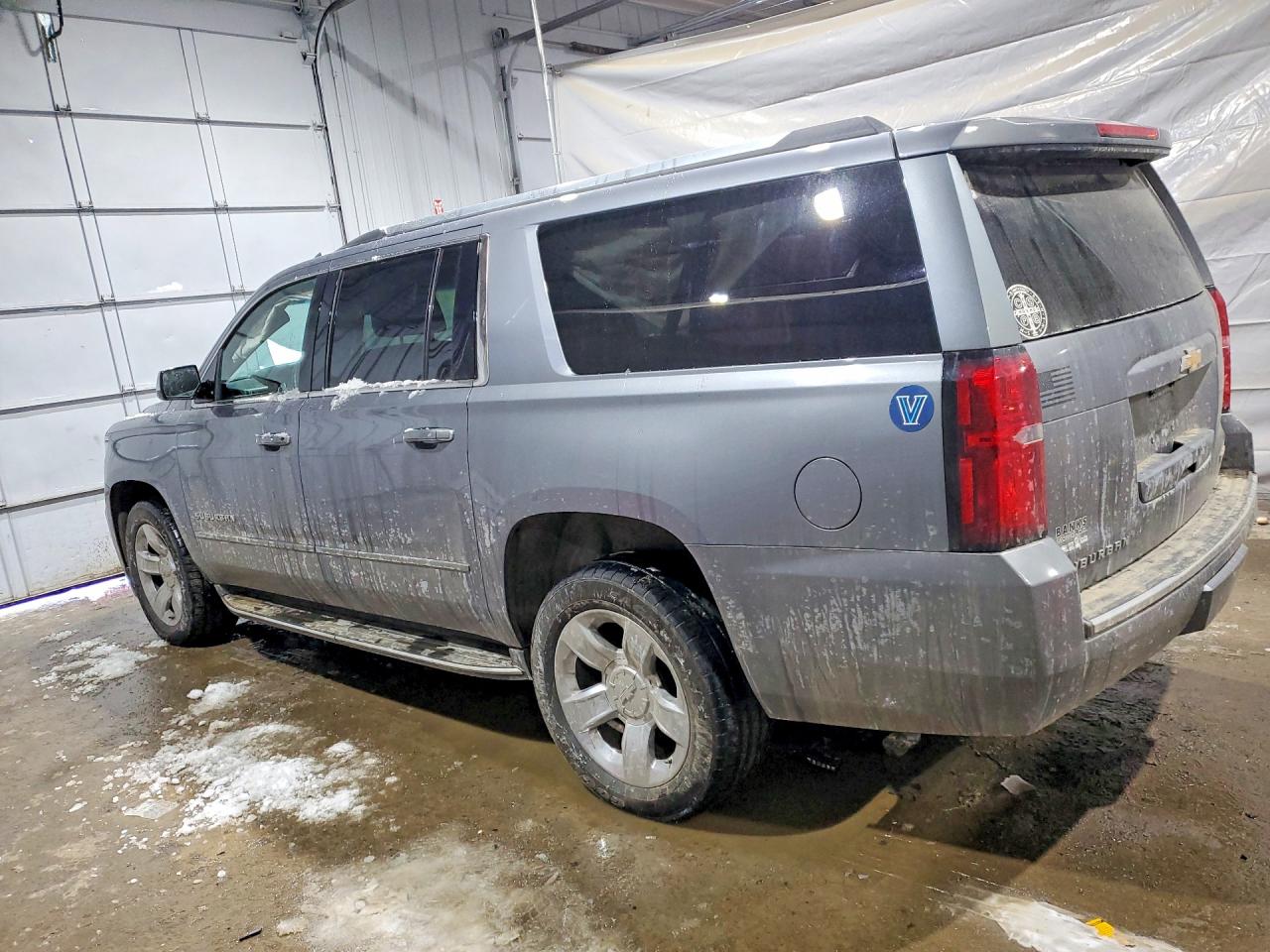 2018 CHEVROLET SUBURBAN K1500 PREMIER photo 2