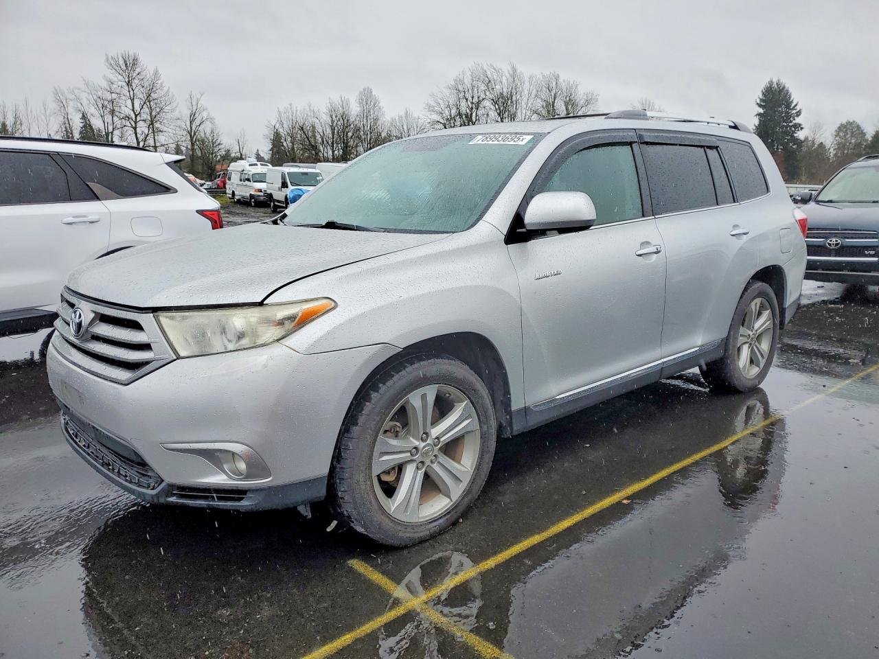 2011 TOYOTA HIGHLANDER LIMITED photo 2