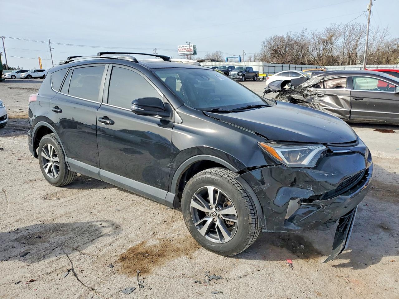 2018 TOYOTA RAV4 XLE photo 7