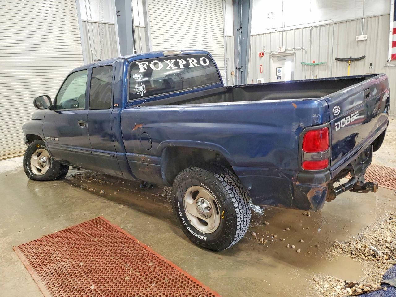 2001 DODGE RAM 1500 photo 2
