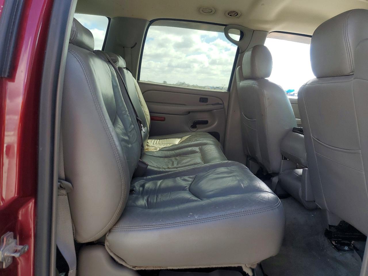 2005 CHEVROLET SUBURBAN C1500 photo 31