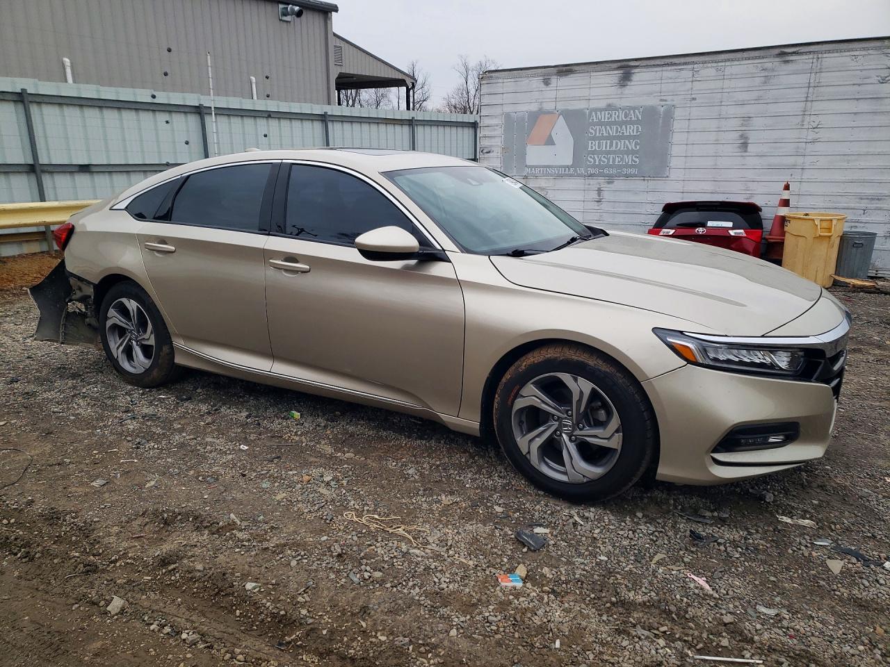 2018 HONDA ACCORD EX photo 4