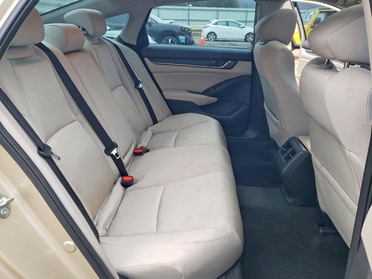 2018 HONDA ACCORD EX photo 10
