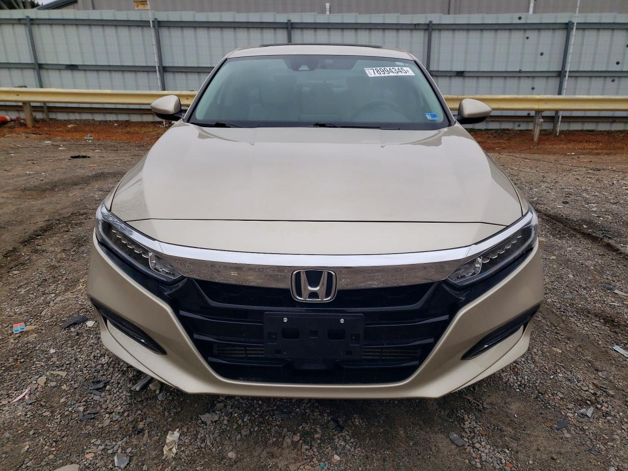 2018 HONDA ACCORD EX photo 5