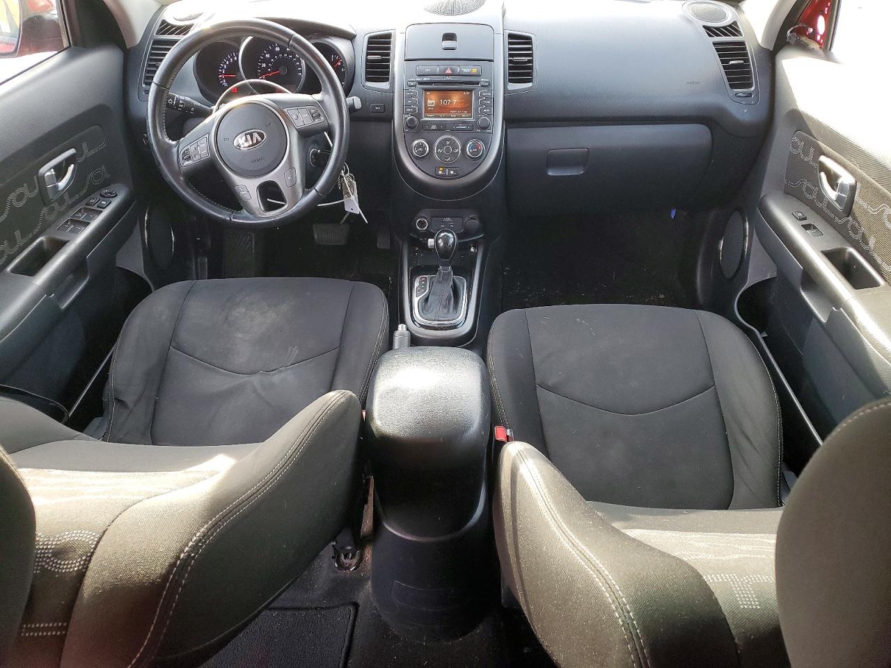 2013 KIA SOUL + photo 8