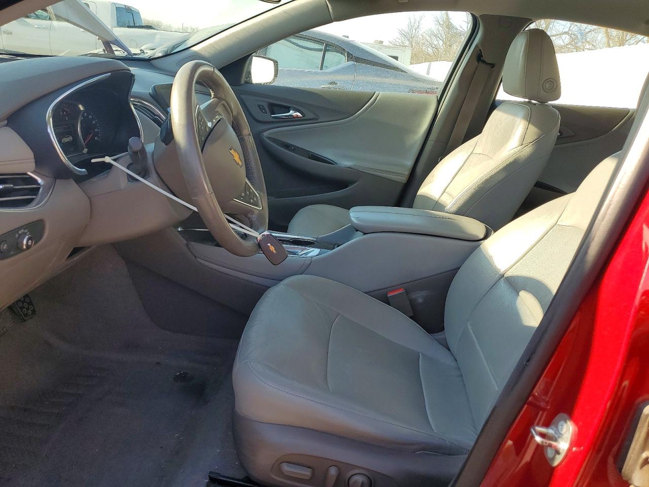 2018 CHEVROLET MALIBU PREMIER photo 7