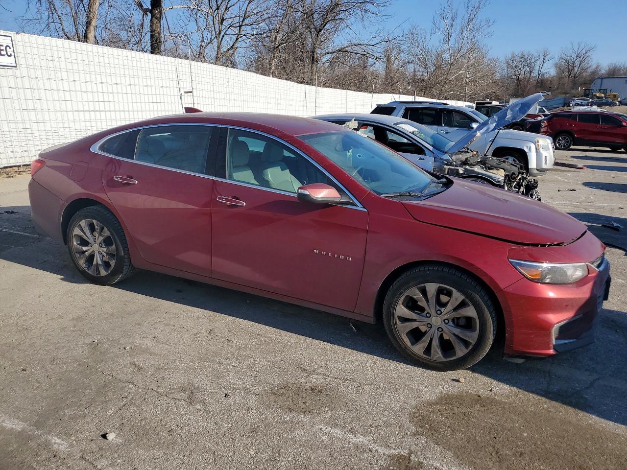 2018 CHEVROLET MALIBU PREMIER photo 4