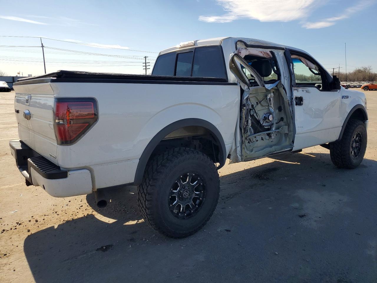 2013 FORD F150 SUPERCREW photo 3