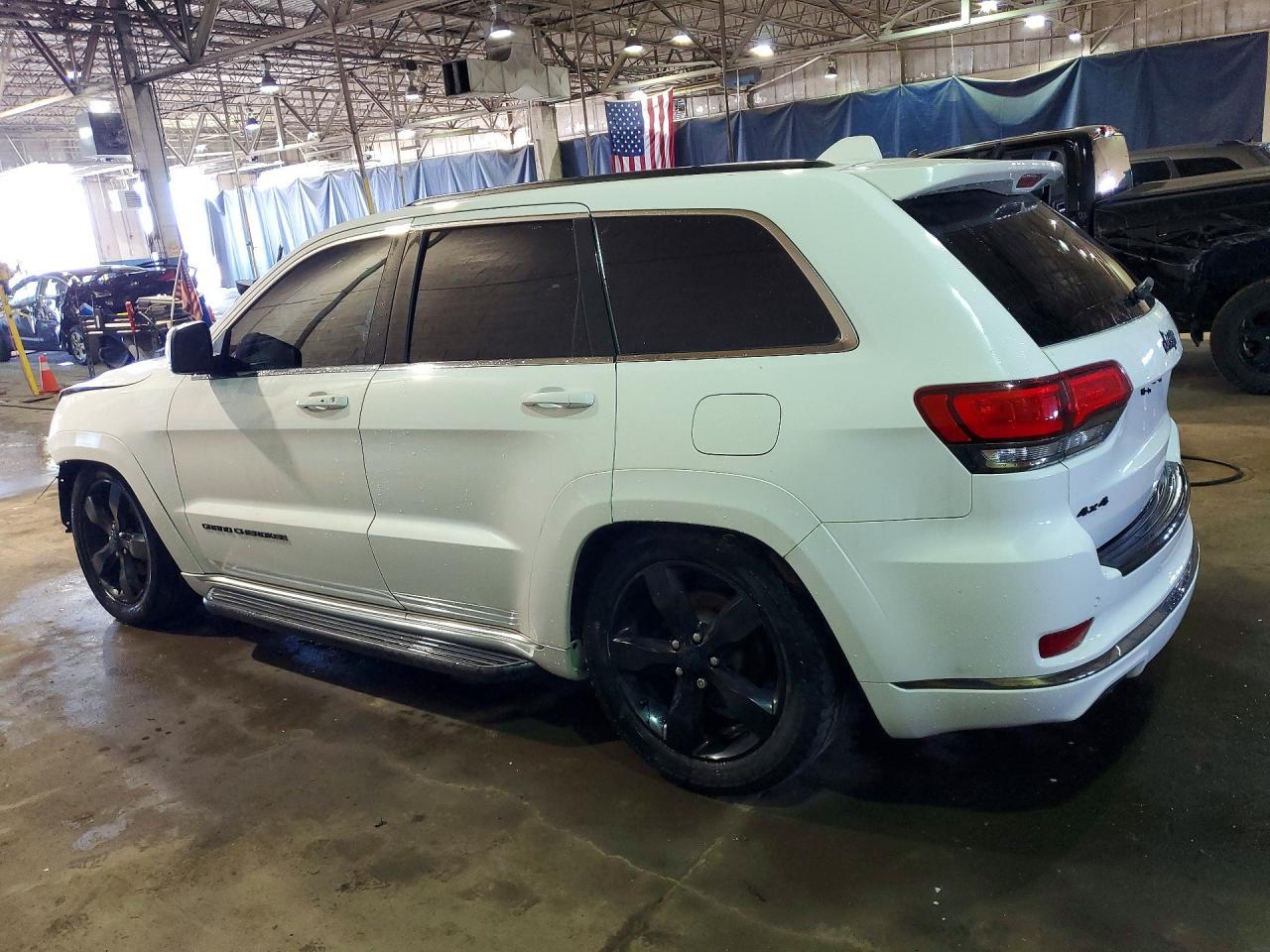 2015 JEEP GRAND CHEROKEE OVERLAND photo 4